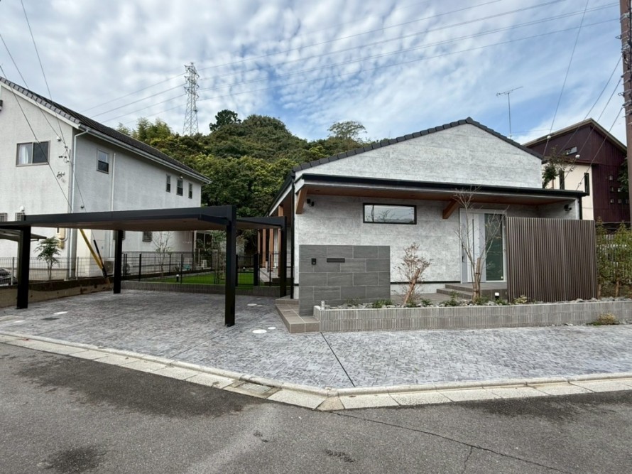 03b9bc30e251f287f31b7a9fc30a1d8e1